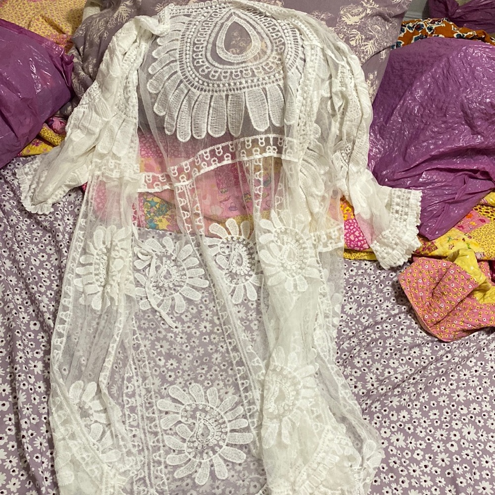 Lace coverup